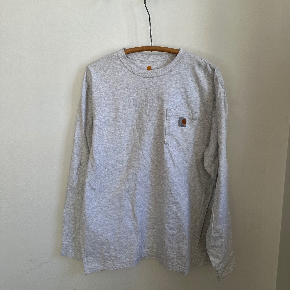 Men’s Carhartt cotton shirt (size large)